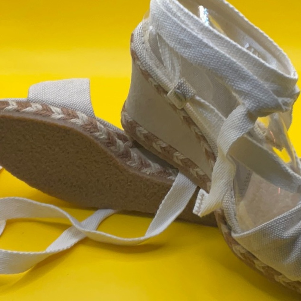 Ugg sandal